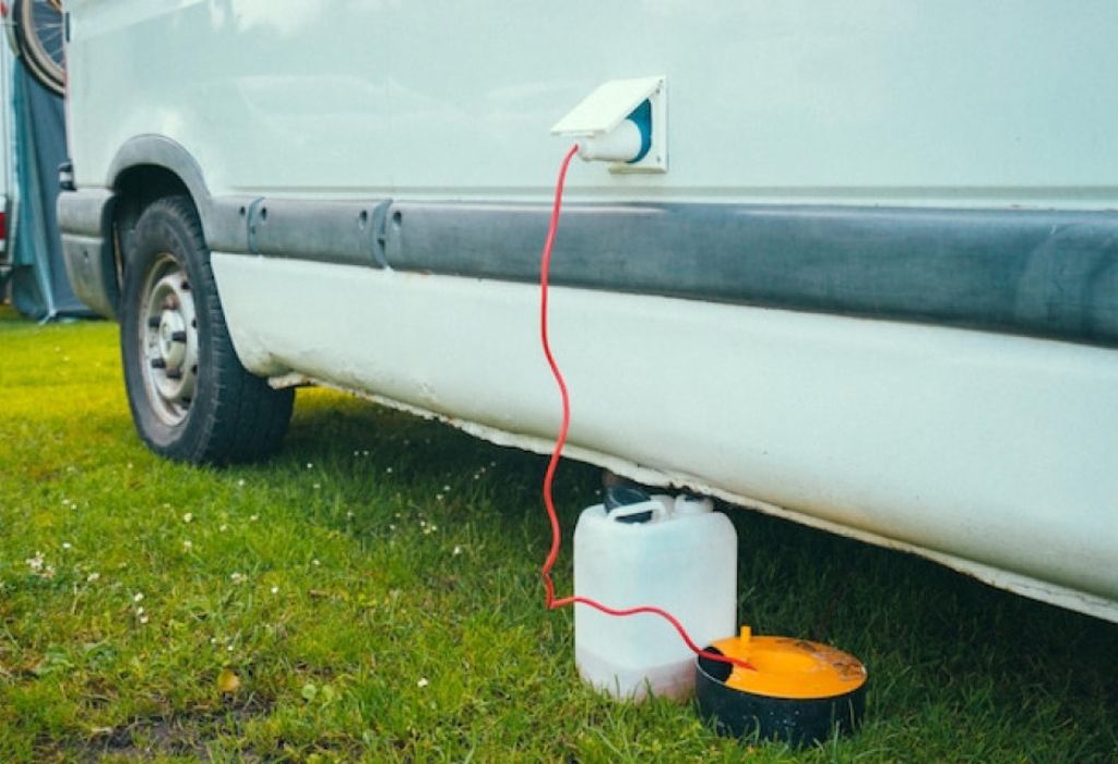 Do Generators Charge RV Batteries Directly?