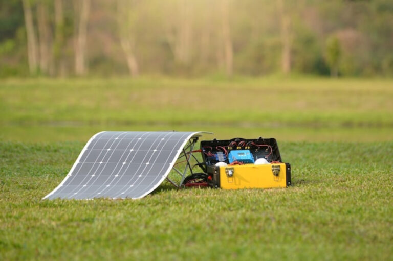 How Long to Charge RV Battery with Solar Panel Power