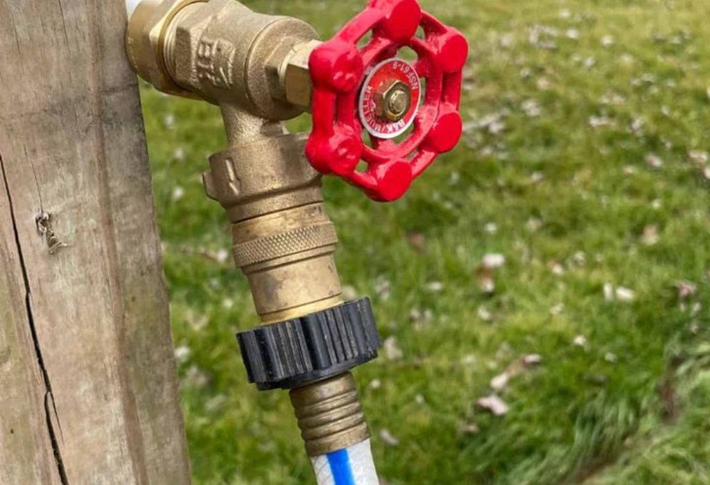 What Is an RV Water Pressure Regulator?