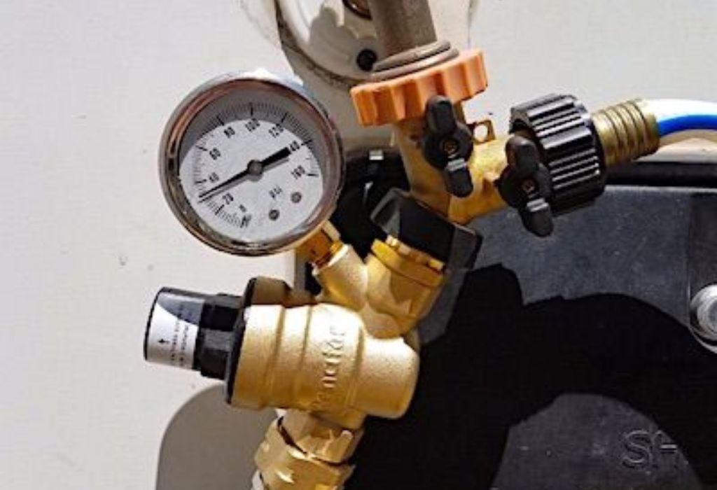 What Is an RV Water Pressure Regulator?