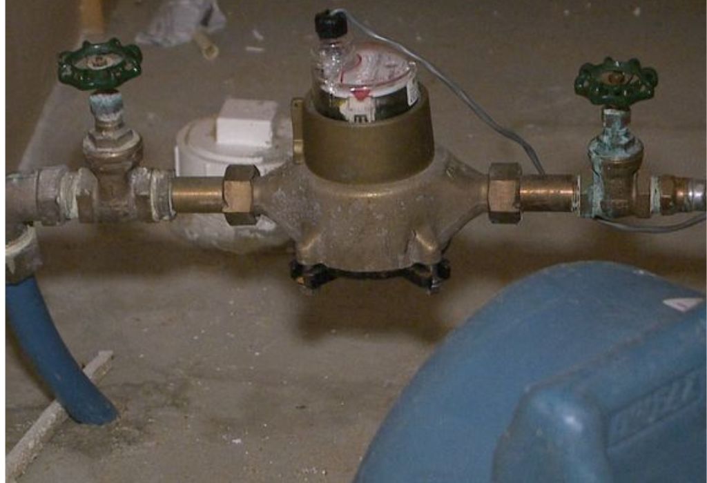 Why Pressure Matters in RV Blow-Outs