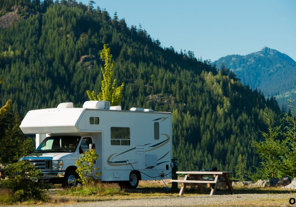 Method 2: Filling the Fresh Water Tank Manually